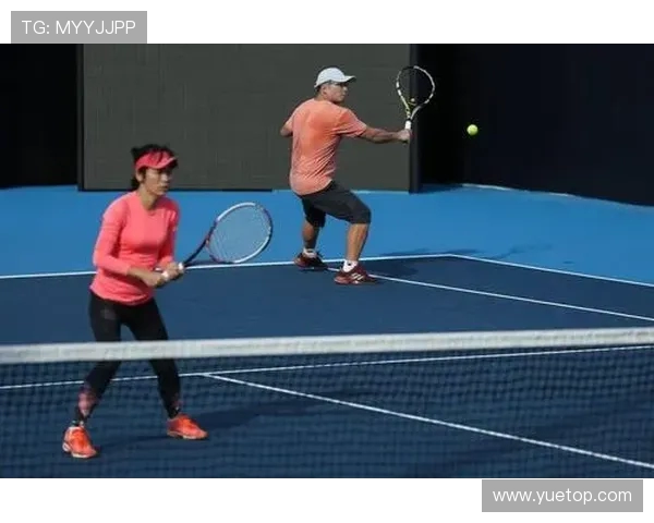 深圳网球队携手奋进实现团队协作新高度引领网球发展新潮流 深圳网球队携手奋进实现团队协作新高度引领网球发展新潮流