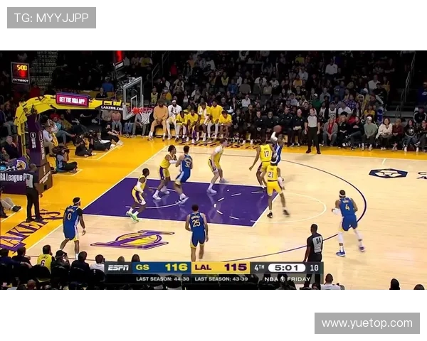 2016年勇士与湖人对决回顾：篮球历史上的经典碰撞与传奇时刻