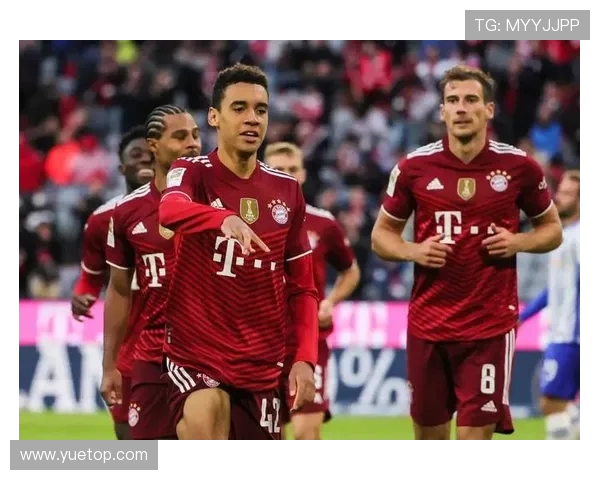 W格斯堡主场迎战拜仁慕尼黑争夺德甲荣耀的激烈对决