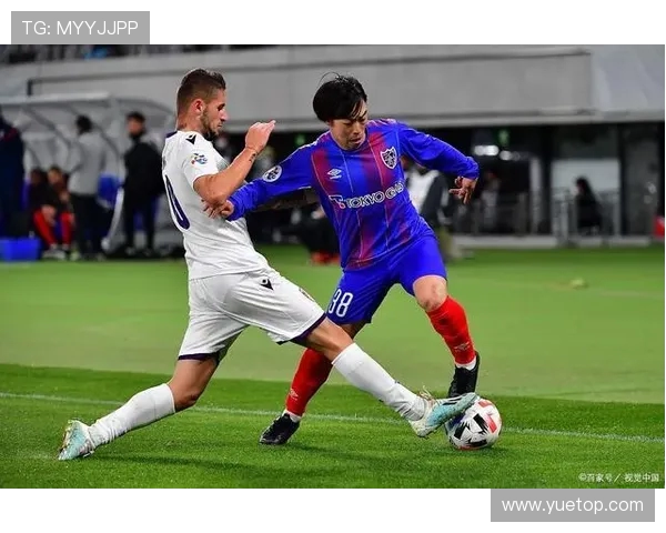 中部海岸与帕斯光荣的激烈对决谁能在赛场上笑到最后