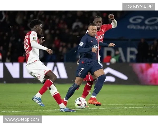 巴黎圣日耳曼与摩纳哥赛前分析及战术对决展望