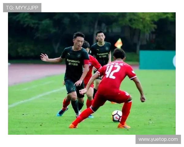 梅州队迎战江绿城，争夺联赛关键三分，球迷期待精彩对决