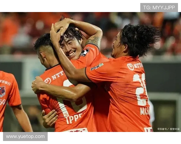 福冈黄峰迎战大宫松鼠力争主场胜利展现球队实力